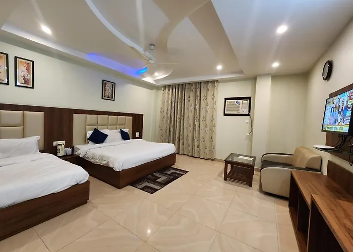 Kanta International Near Katra Railway Station