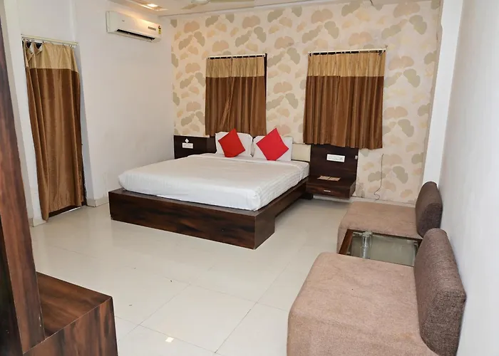 Sri Shivam Hotel Gondia