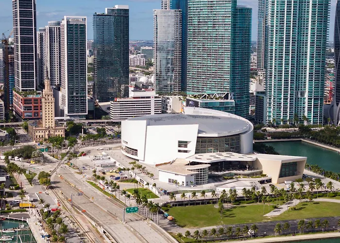 Hotel The Crosby Miami World Center
