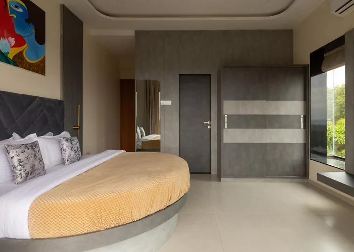Brick And Beam Hotel Panchgani