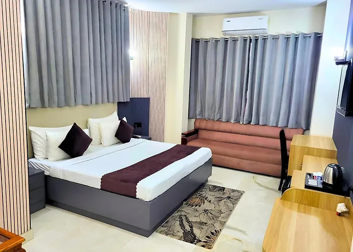 Hotel Rivlet By Carlton Suites Gurgaon