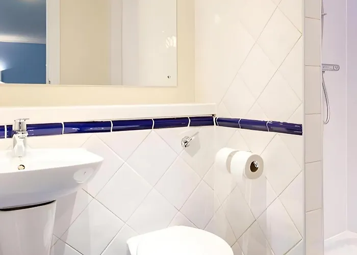 Travelodge Birmingham Sheldon