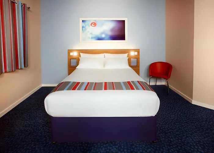 Travelodge Perth Broxden Junction