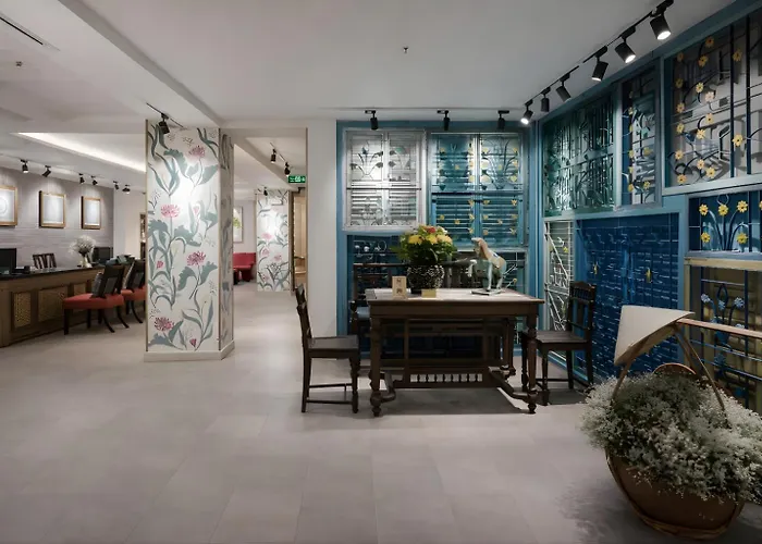 Asian Ruby Center Point Hotel - Near Nguyen Hue Street Ho Chi Minh-stad