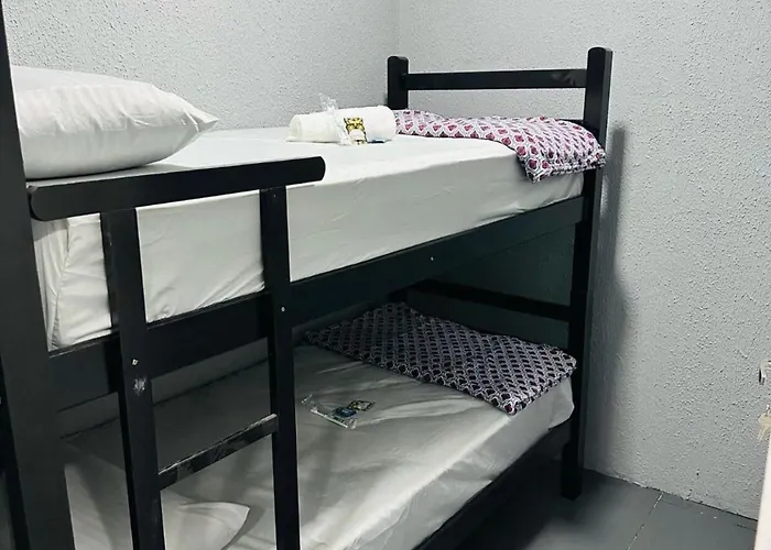 Firmh Hostel Guarulhos