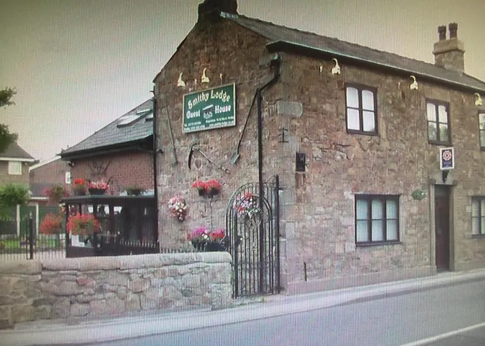 Smithy Lodge Guest House Leyland