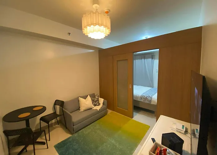 Glam Residences - Besides To Gma & Mrt Kamuning Manila