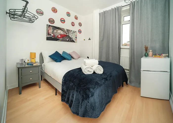 3 Of 5 Room Cozy, Spacious And Modern In Camden Town London