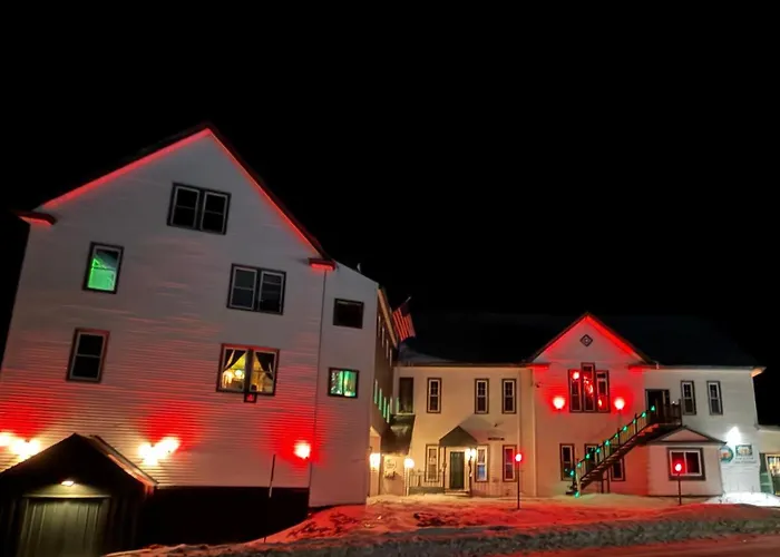 Island Falls Opera House Inn