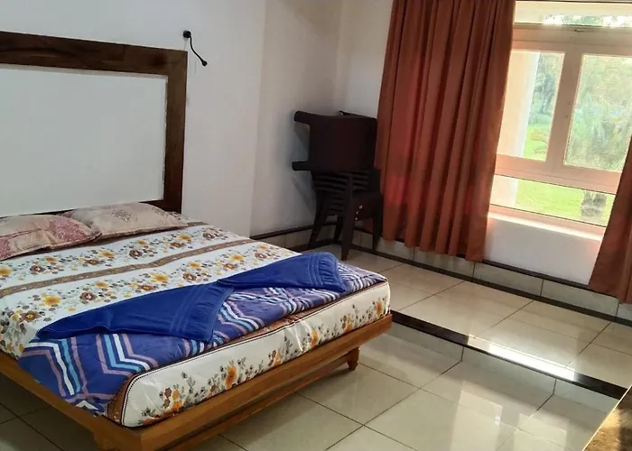 Richmond Hill Bed & Breakfast Kolhapur