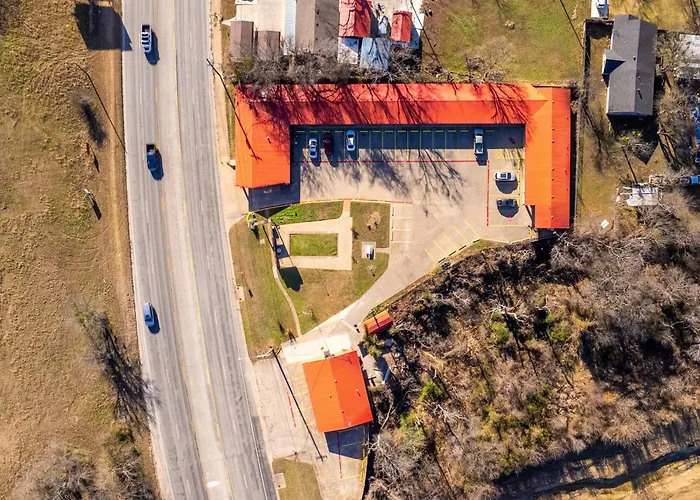 Western Inn By Capital O Cleburne Tx