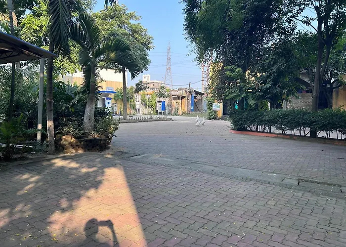 Sonar Bangla'S Motel Midway Haora