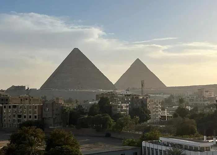 Nefertiti Royal Hotel Cairo