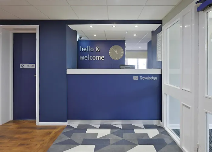Travelodge Cardiff Llanedeyrn