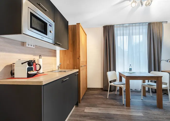 Schieners Hotel&Apfelhof Apartments Wemding