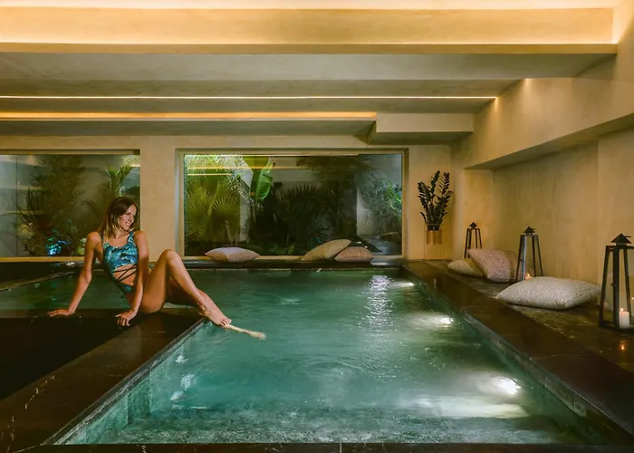 Athenaeum Eridanus Luxury Hotel