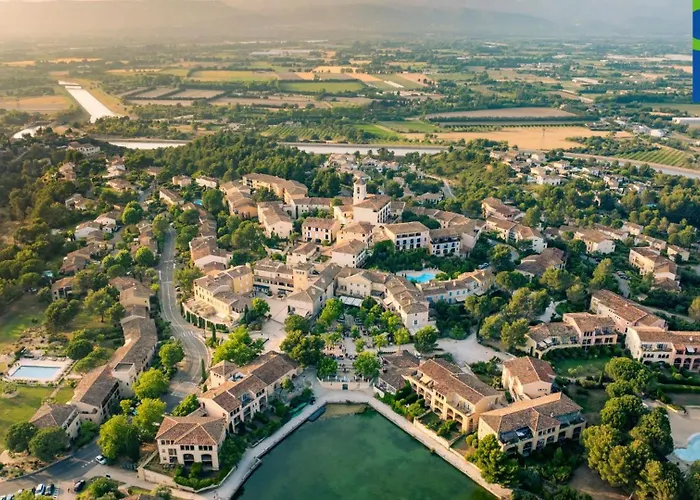 Village Pierre&Vacances Pont Royal en Provence Mallemort