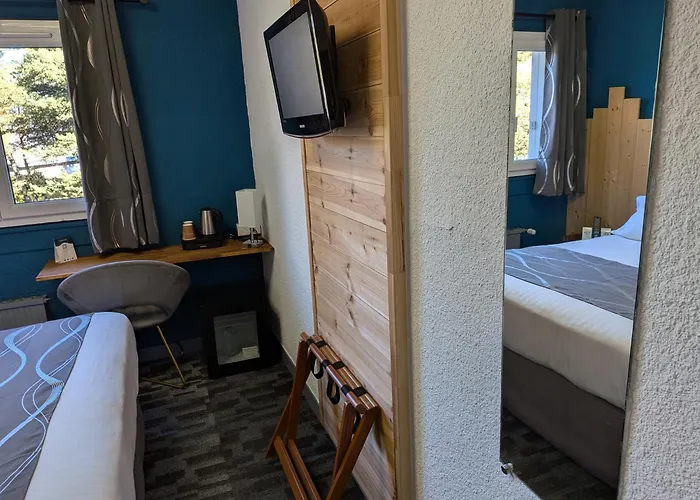 Logis Hotel Eden Lac Savines