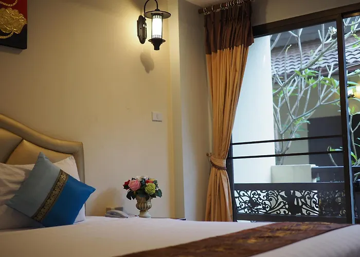 โรงแรมลักษวรรณ รีสอร์ท เชียงราย - SHA Extra Plus