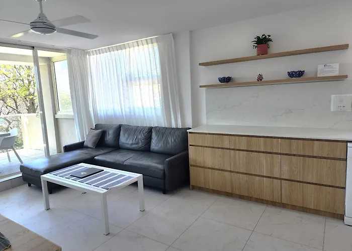 84 The Spit Holiday Apartments Mooloolaba