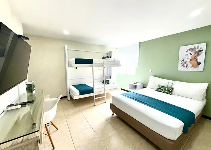 Greenview Medellin By St Hoteles