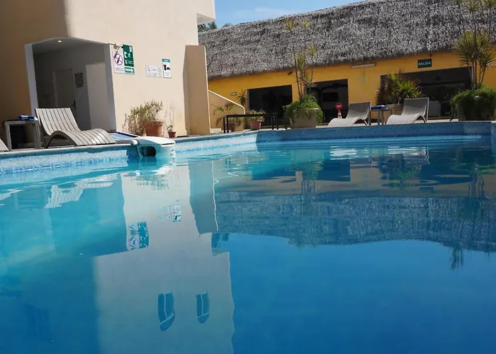 Zar Manzanillo Hotel