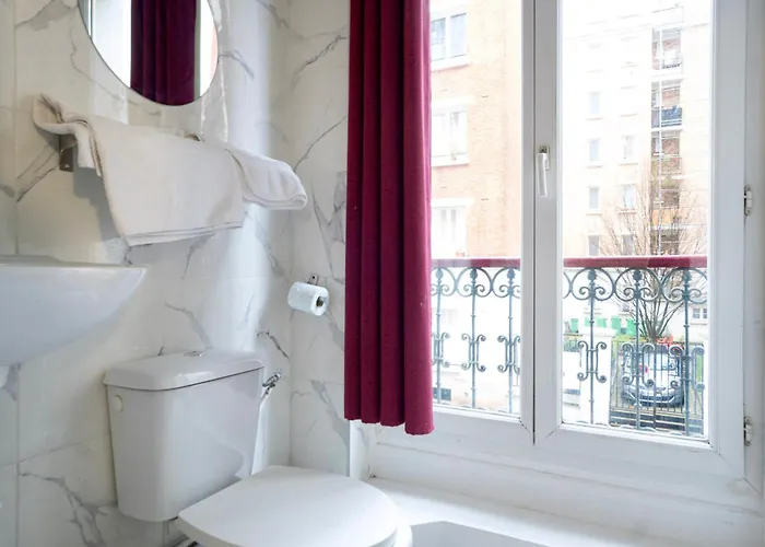 Hotel De Nantes Paris
