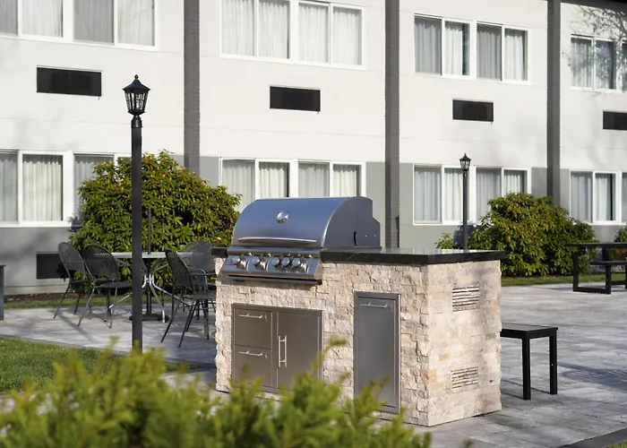 Doubletree By Hilton Providence Airport Warwick Hotel