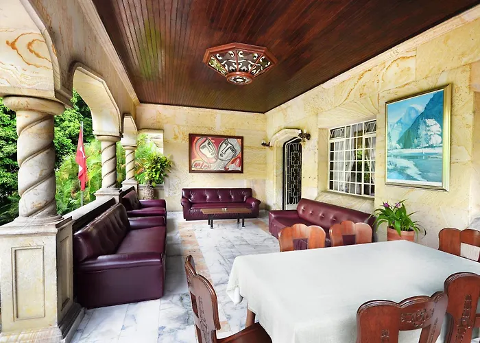 Hotel Stein Colonial Cali