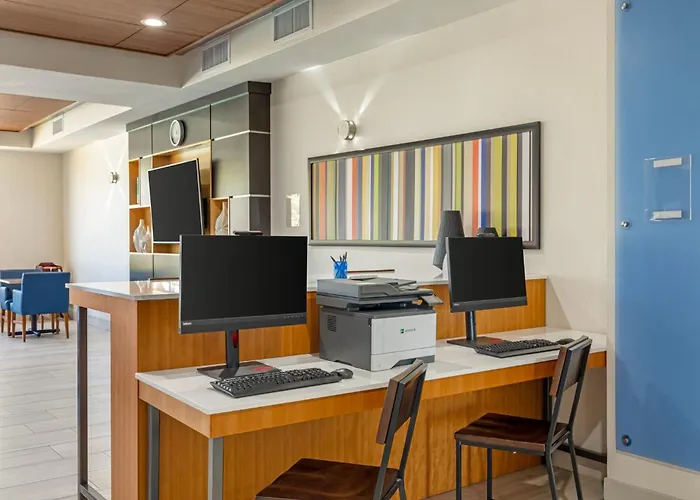 Holiday Inn Express Hotel And Suites Fairfield-North By Ihg