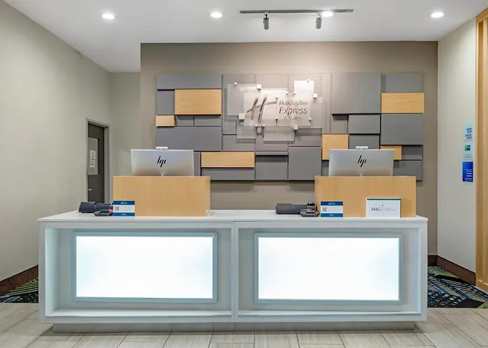 Holiday Inn Express Hotel And Suites Fairfield-North By Ihg