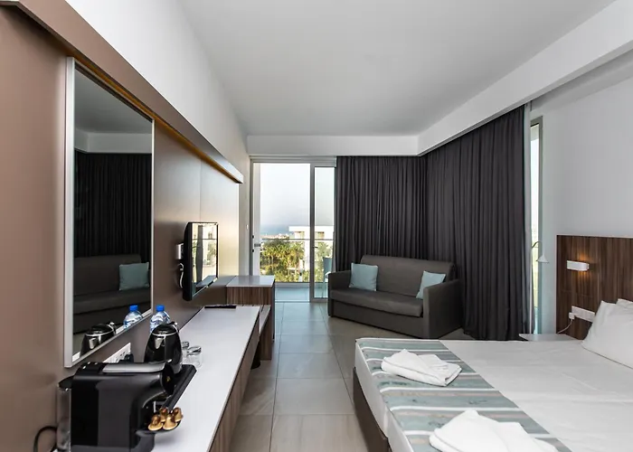 Eleana Hotel Ajía Nápa