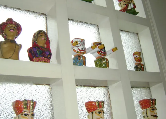 Sabs Bed And Breakfast New Delhi