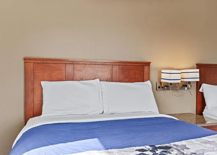 Rodeway Inn & Suites Nampa