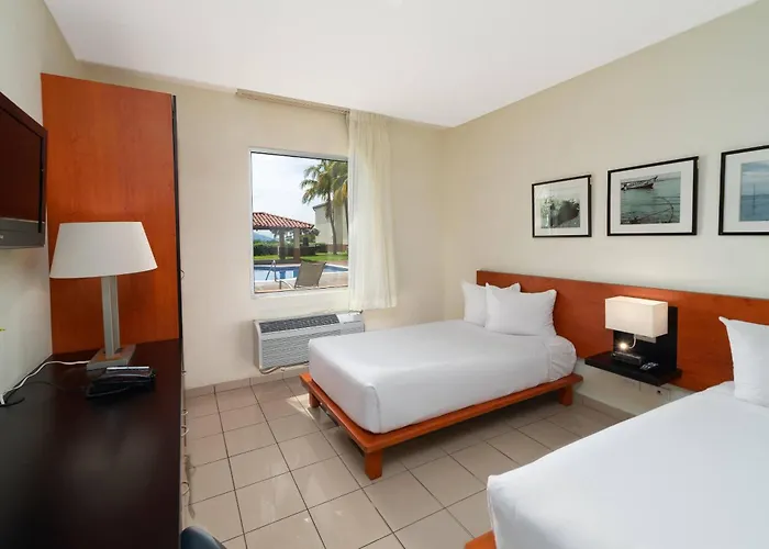 Comfort Inn Real La Union