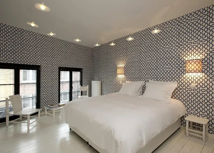 La Maison Haute Guesthouse Brussels