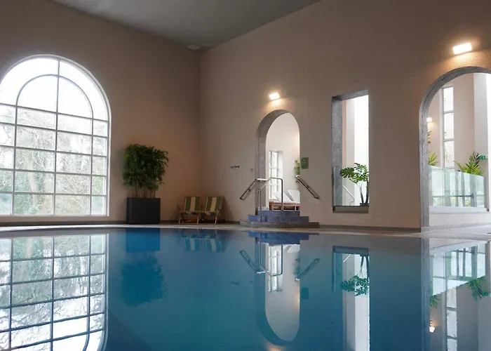Twin Trees Hotel & Brusna Falls Leisure Ballina 