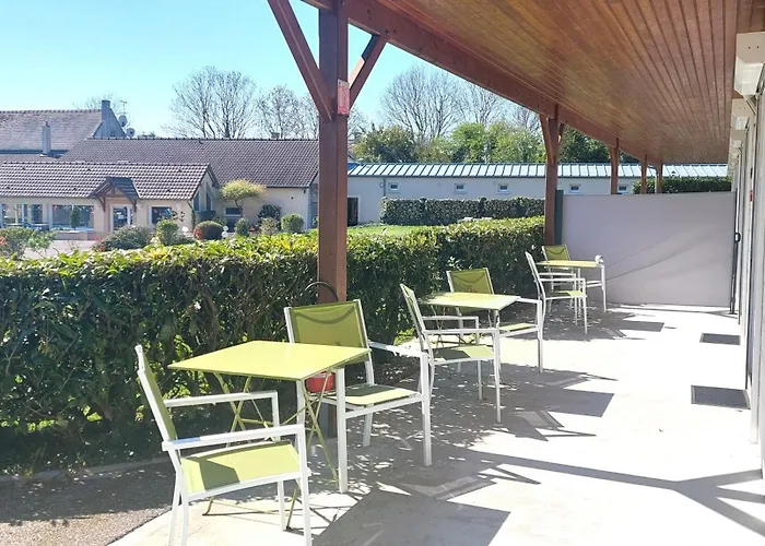 Logis Hotel La Rosiere----Situe Entre Bayeux Et Arromanches Tracy-sur-Mer
