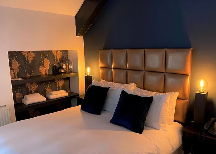 The Cawdor Hotel Llandeilo