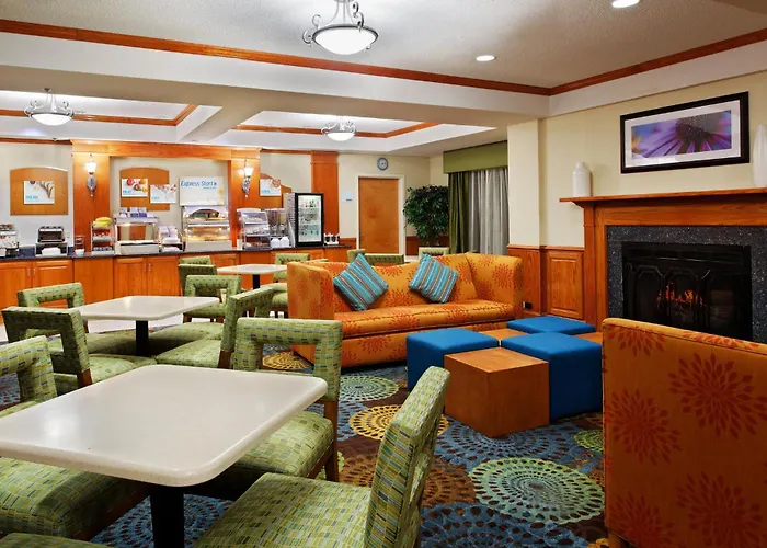 Holiday Inn Express Richmond-Brandermill-Hull Street By Ihg