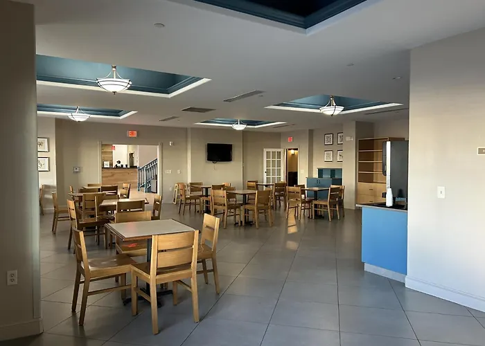 Country Inn & Suites By Radisson, Oklahoma City - Quail Springs, Ok The Village