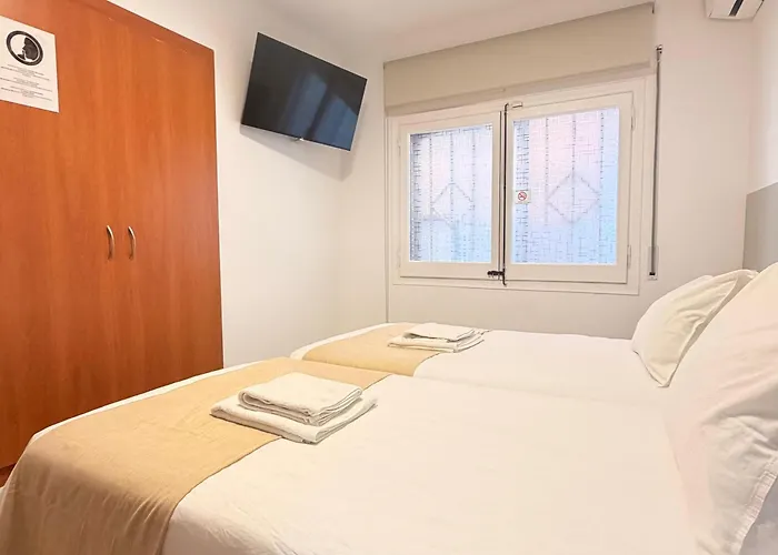Moli De Mar Hostal - Check-In Autonomo 24 H Lloret de Mar