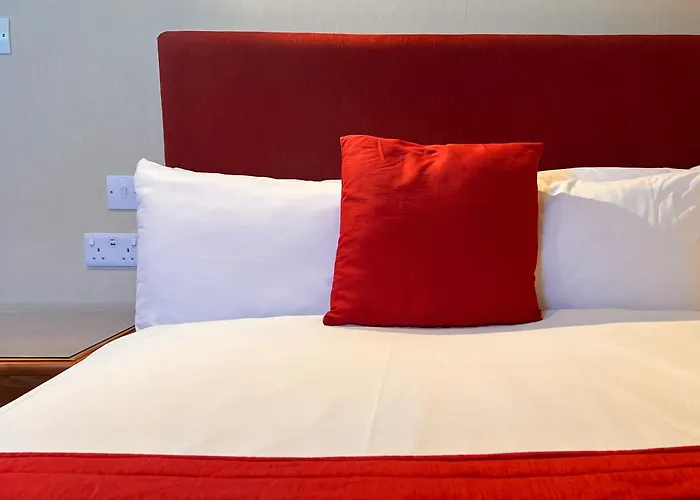 Laichmoray Hotel Elgin