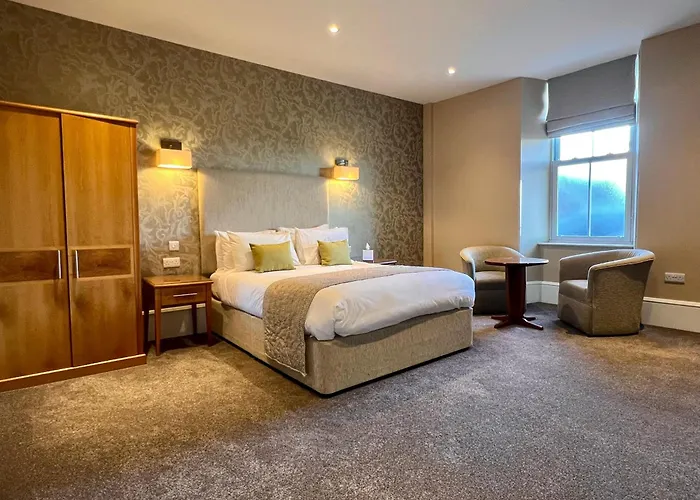 Laichmoray Hotel Elgin