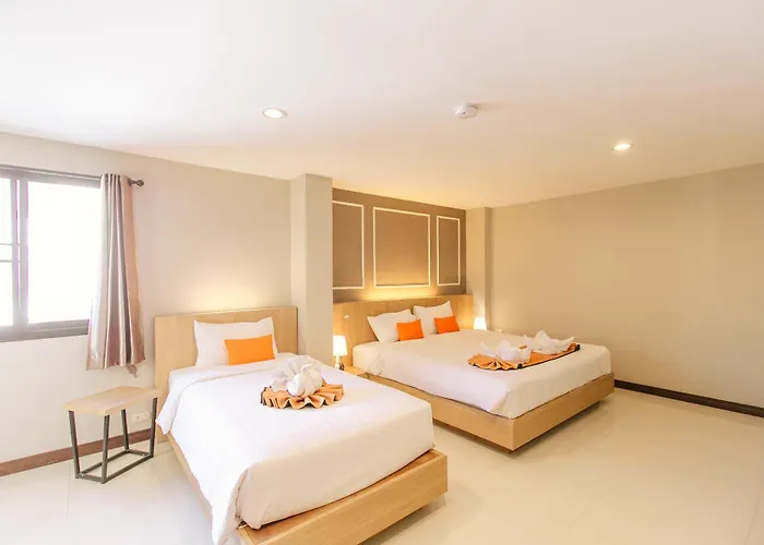 เดอฮักโฮเทลแอนด์เรสซิเดนซ์ Hotel เชียงราย