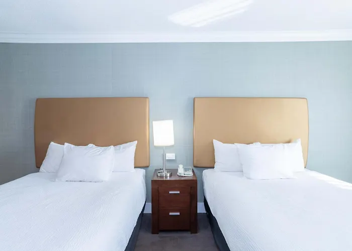 Sandman Hotel Vernon