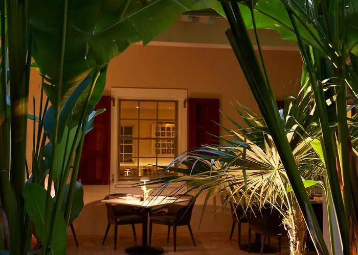 The Island House Hotel Nassau