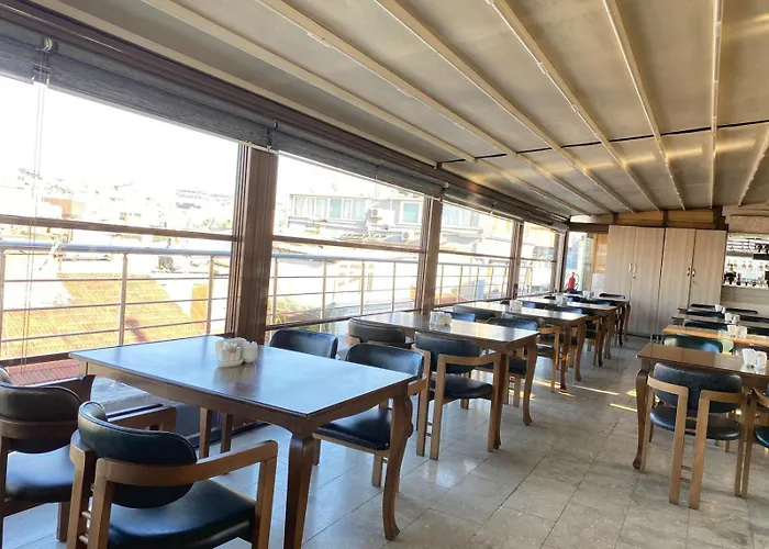 Istanbul River Hotel