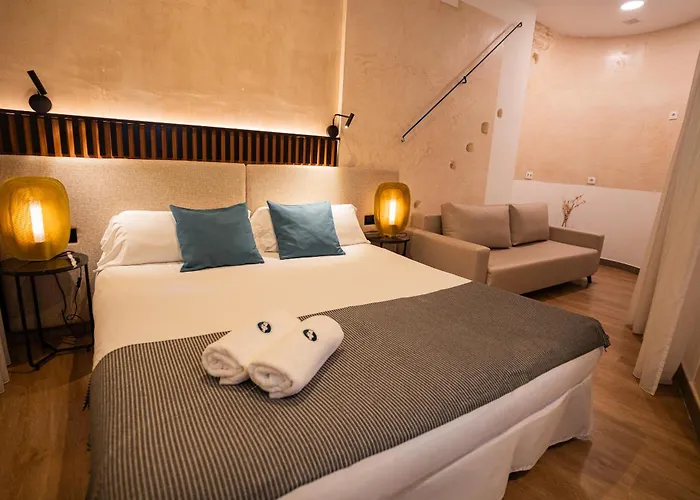 Isa Sevilla Suites