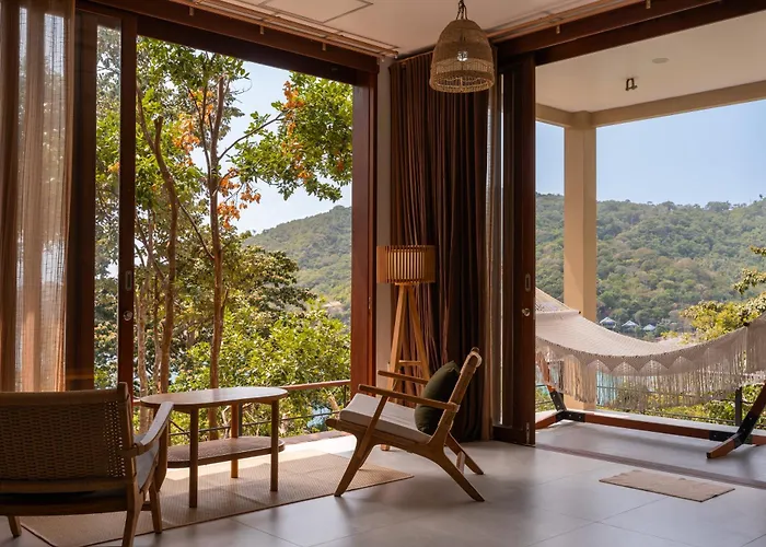 Baan Talay Resort & Yoga เกาะเต่า